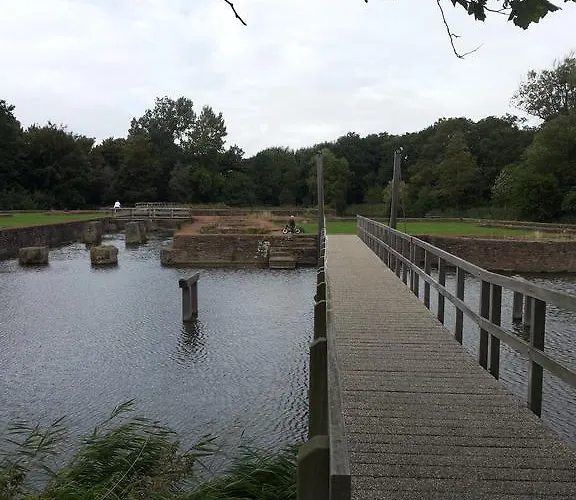 Zomerhuis De Zeedistel 펜션 *